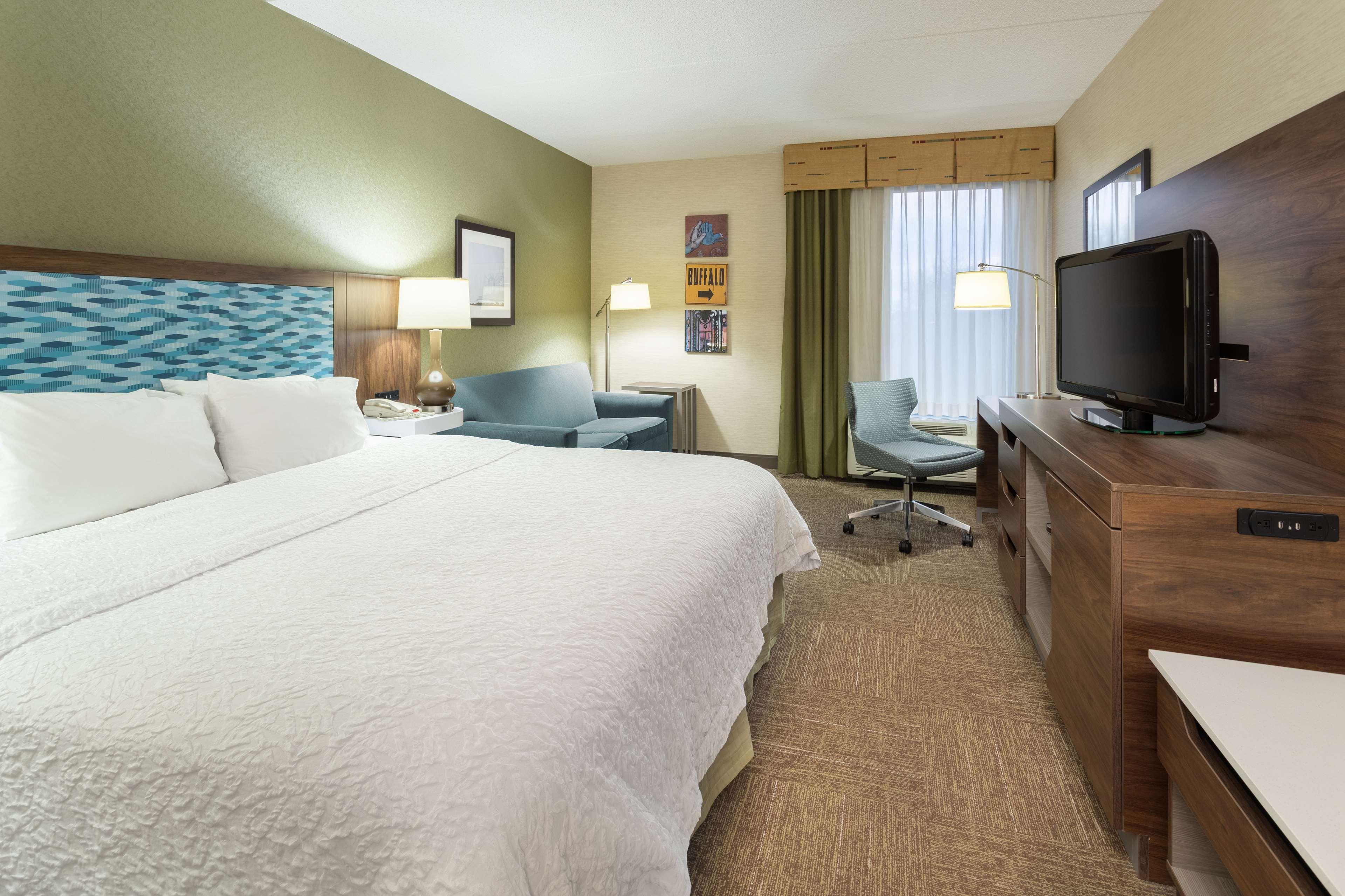 Hampton Inn Buffalo-South/I-90 West Seneca Exterior photo