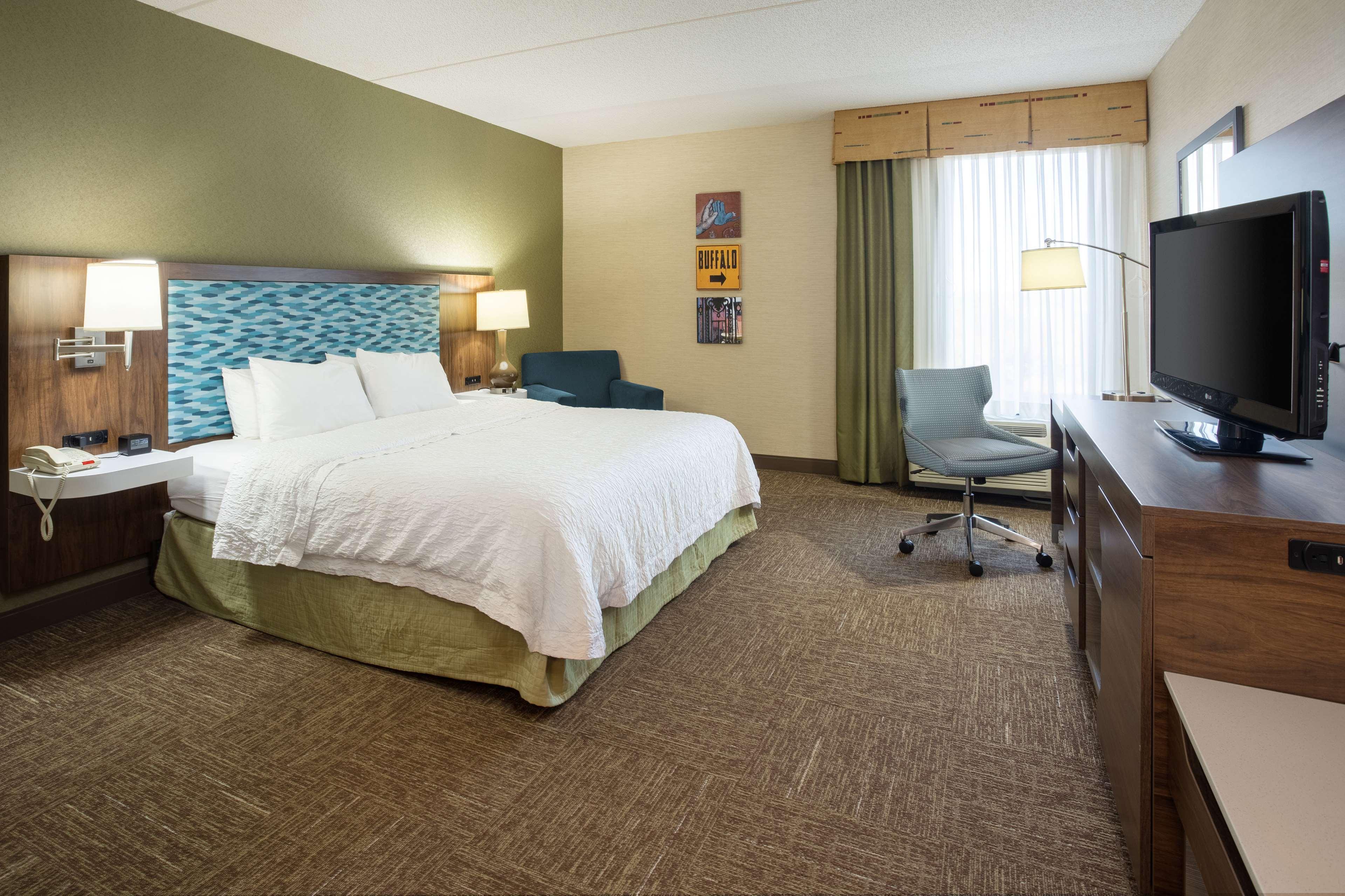 Hampton Inn Buffalo-South/I-90 West Seneca Exterior photo