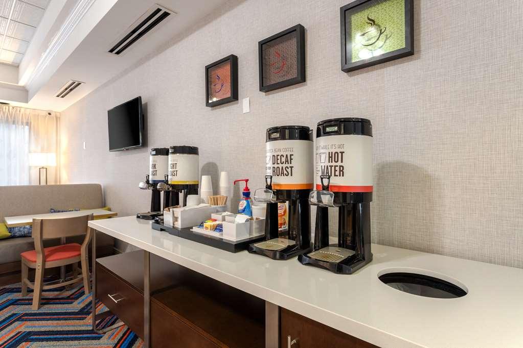 Hampton Inn Buffalo-South/I-90 West Seneca Restaurant photo