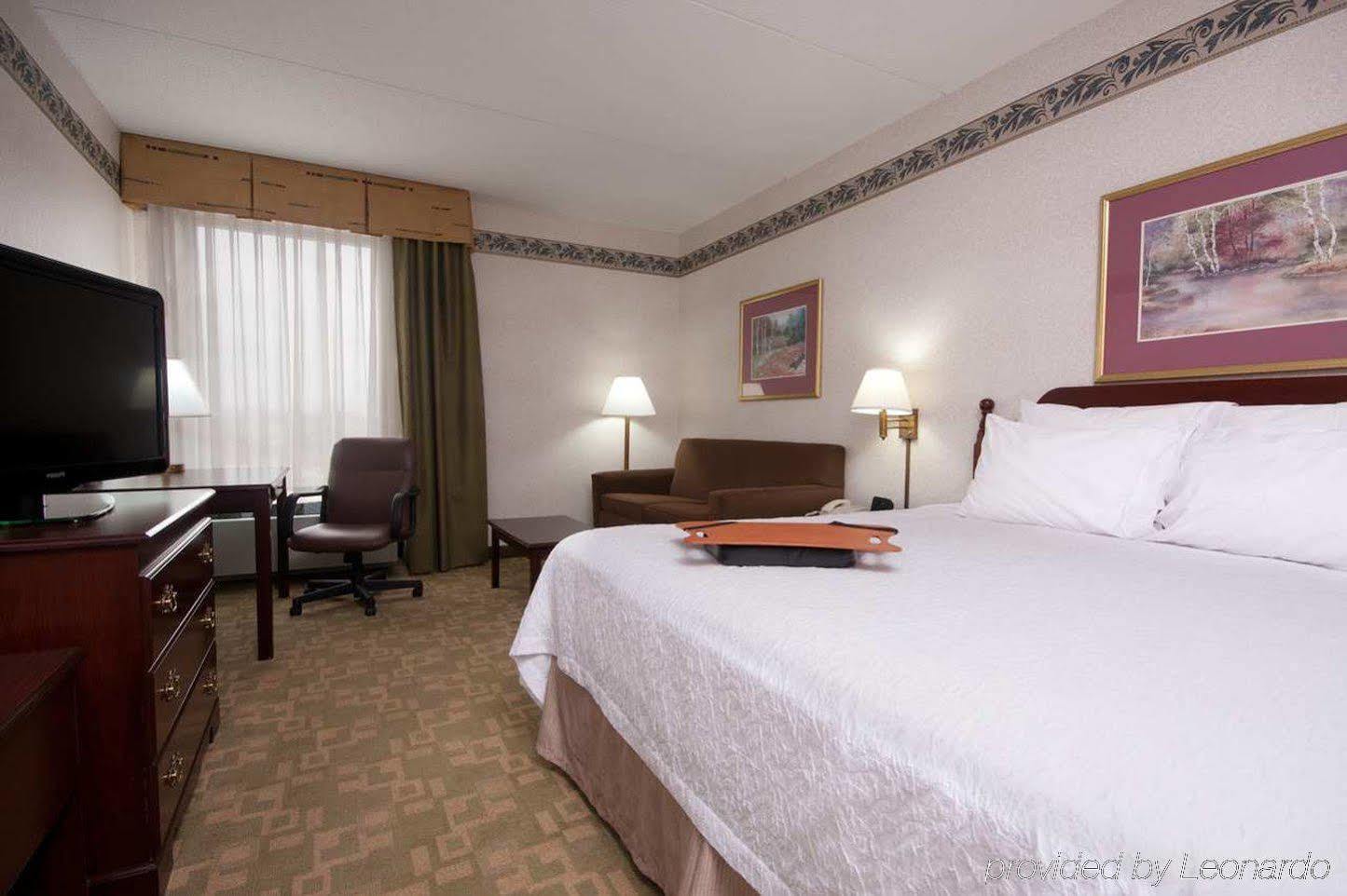 Hampton Inn Buffalo-South/I-90 West Seneca Exterior photo